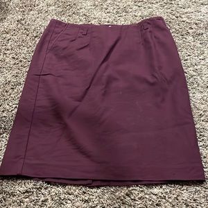Van Heusen maroon pencil skirt, size 6